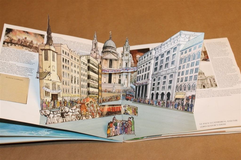 Pop-Up London — Zelf Bouw Pop-Up Boek 1983, Boeken, Ophalen of Verzenden, Gelezen