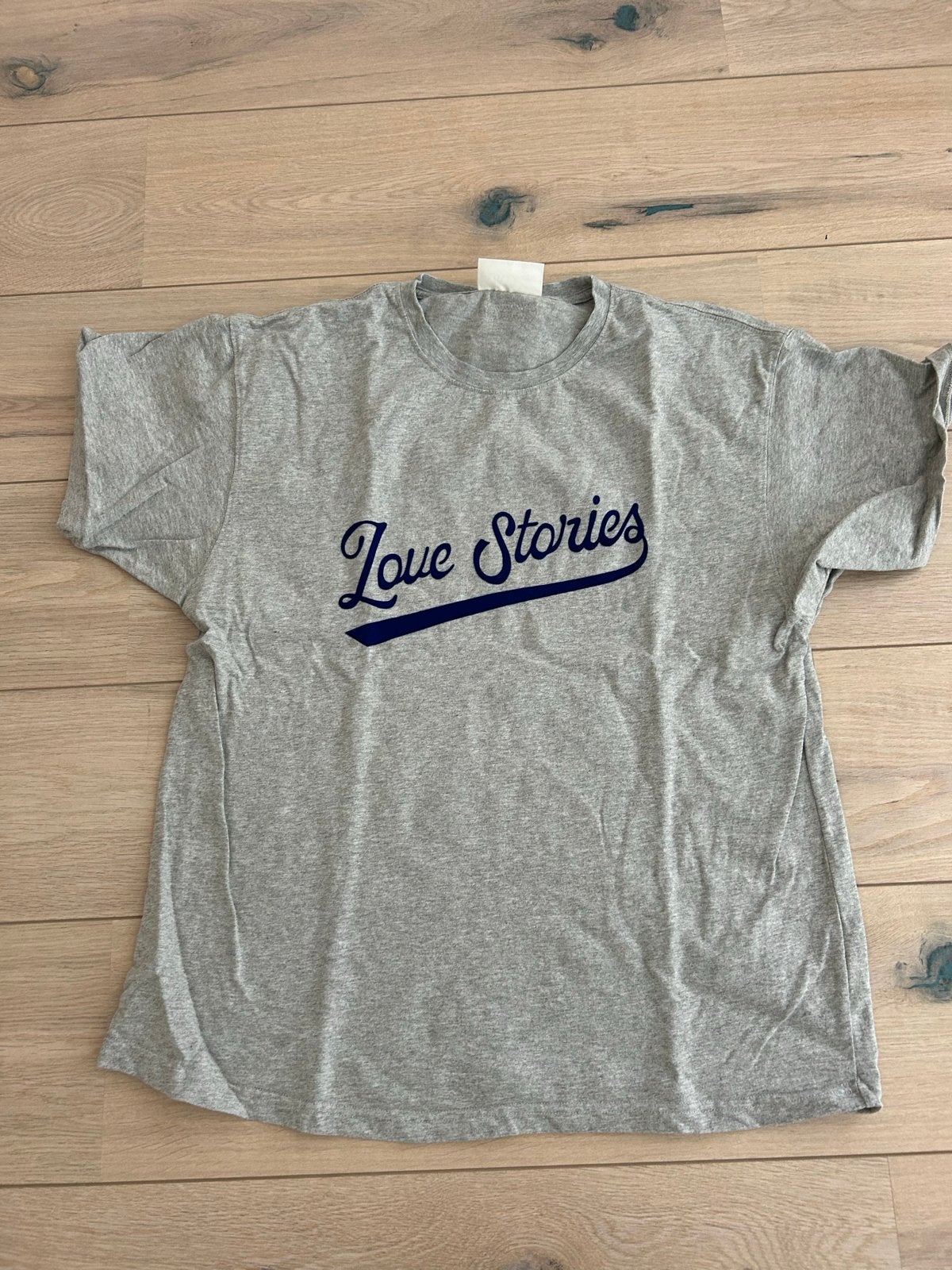 Love Stories T-shirt grijs XS/S, Ophalen of Verzenden, Zo goed als nieuw, Korte mouw, Maat 34 (XS) of kleiner