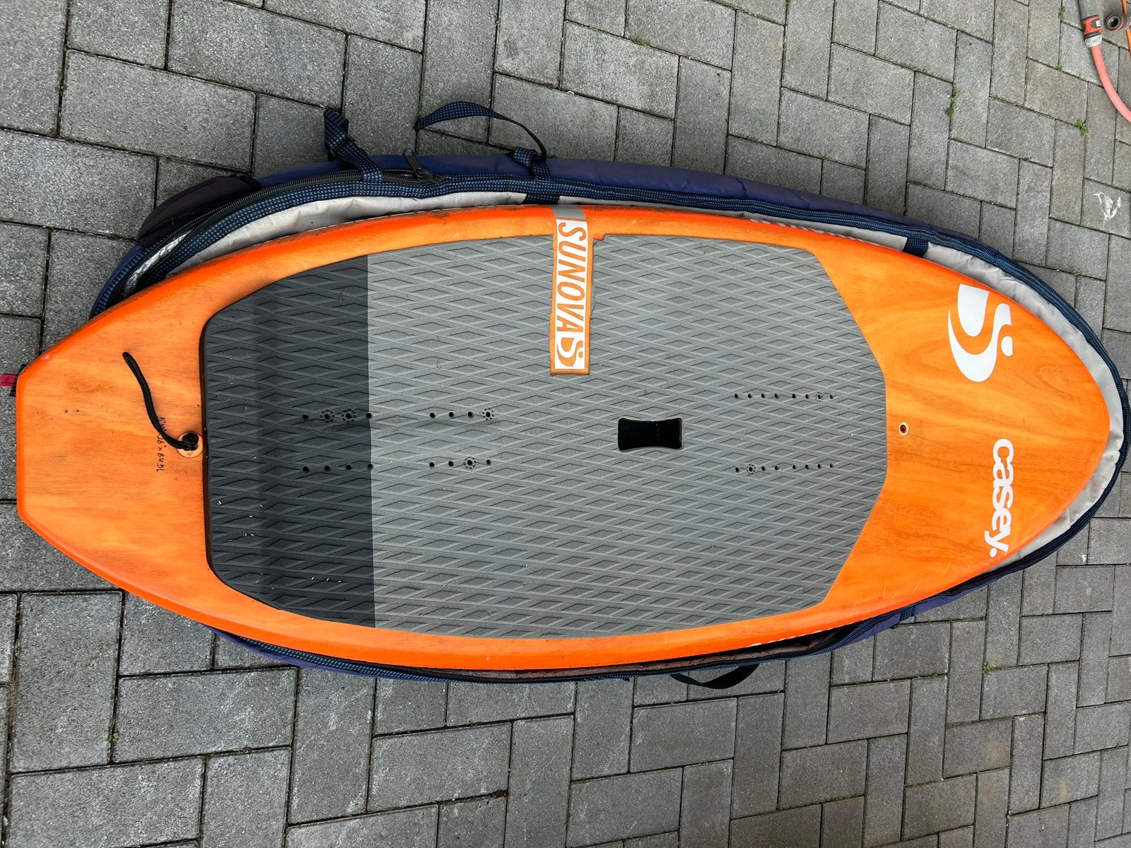 Sunova Aviator Casey Foilboard 5'10" 85 liter, Ophalen, Gebruikt, Wingsurf-board