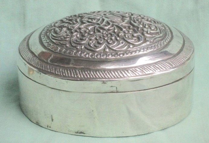 Indonesisch zilveren doosje, Ophalen of Verzenden, Zilver