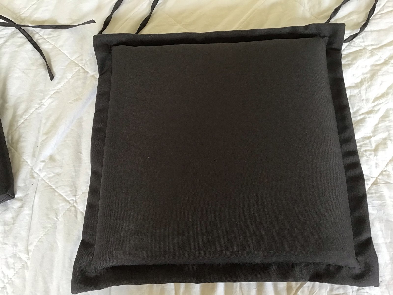 8 grijze kussens: 4 vierkante (45x45) en 4 halfronde (49cm), Ophalen, Gebruikt, Vierkant, Grijs