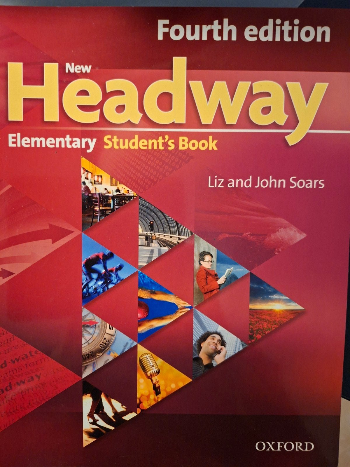 New Headway Elementary Student's Book - Fourth Edition, Ophalen of Verzenden, Zo goed als nieuw, Liz and John Soars, Alpha