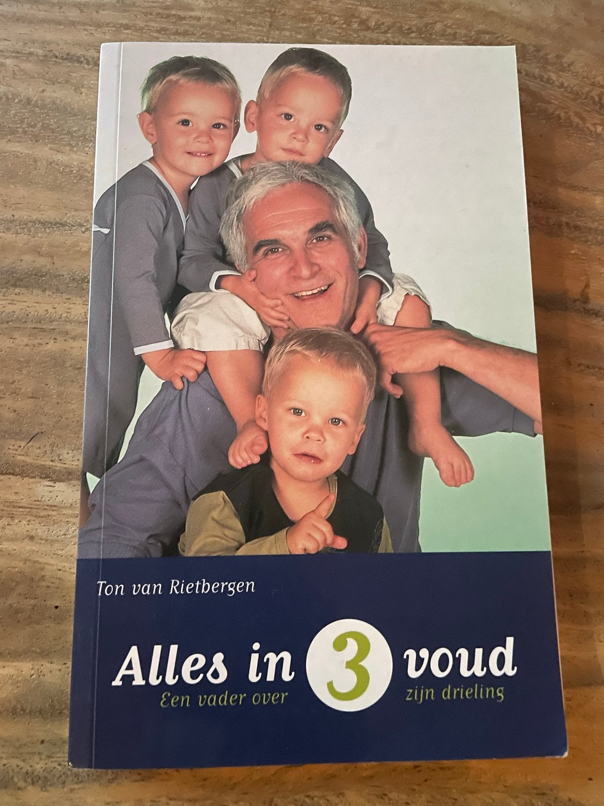 Alles in 3-voud: Een vader over zijn drieling, Ophalen of Verzenden, Zo goed als nieuw, Zwangerschap en Bevalling