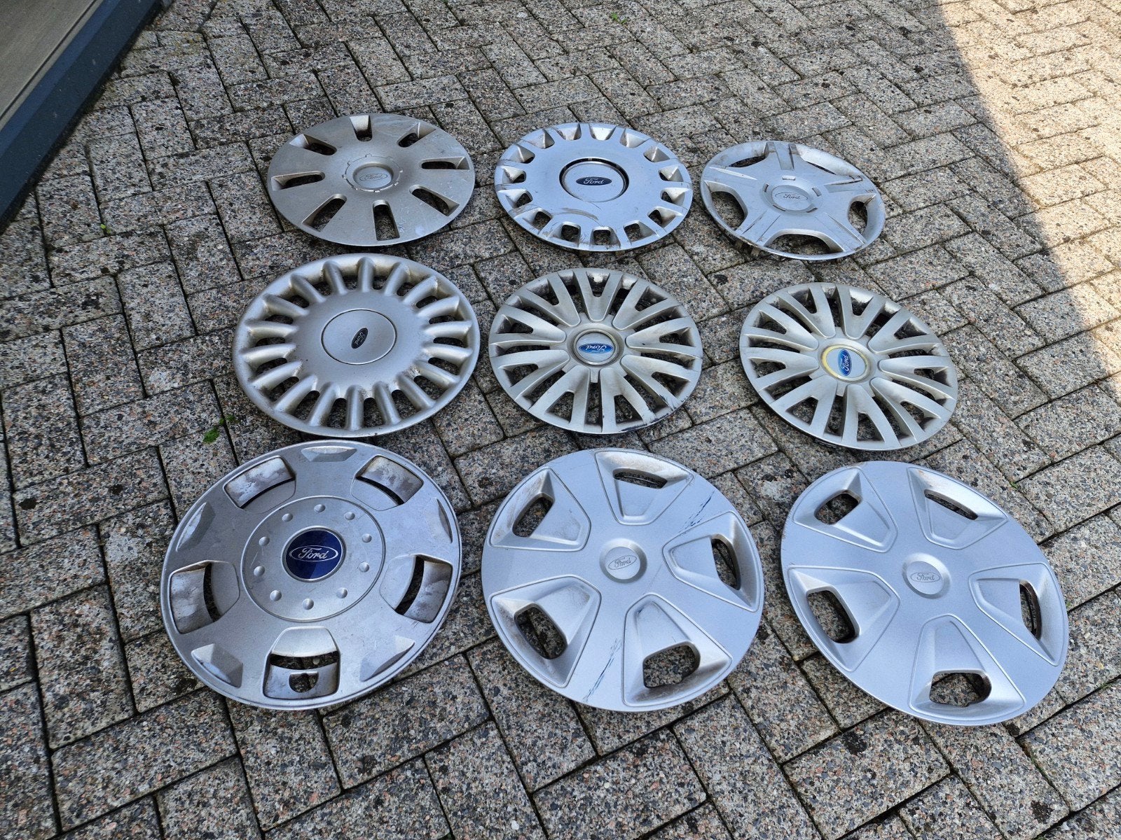 Ford wieldoppen 14,15 en 16 inch, Auto diversen, Wieldoppen, Gebruikt, Ophalen of Verzenden