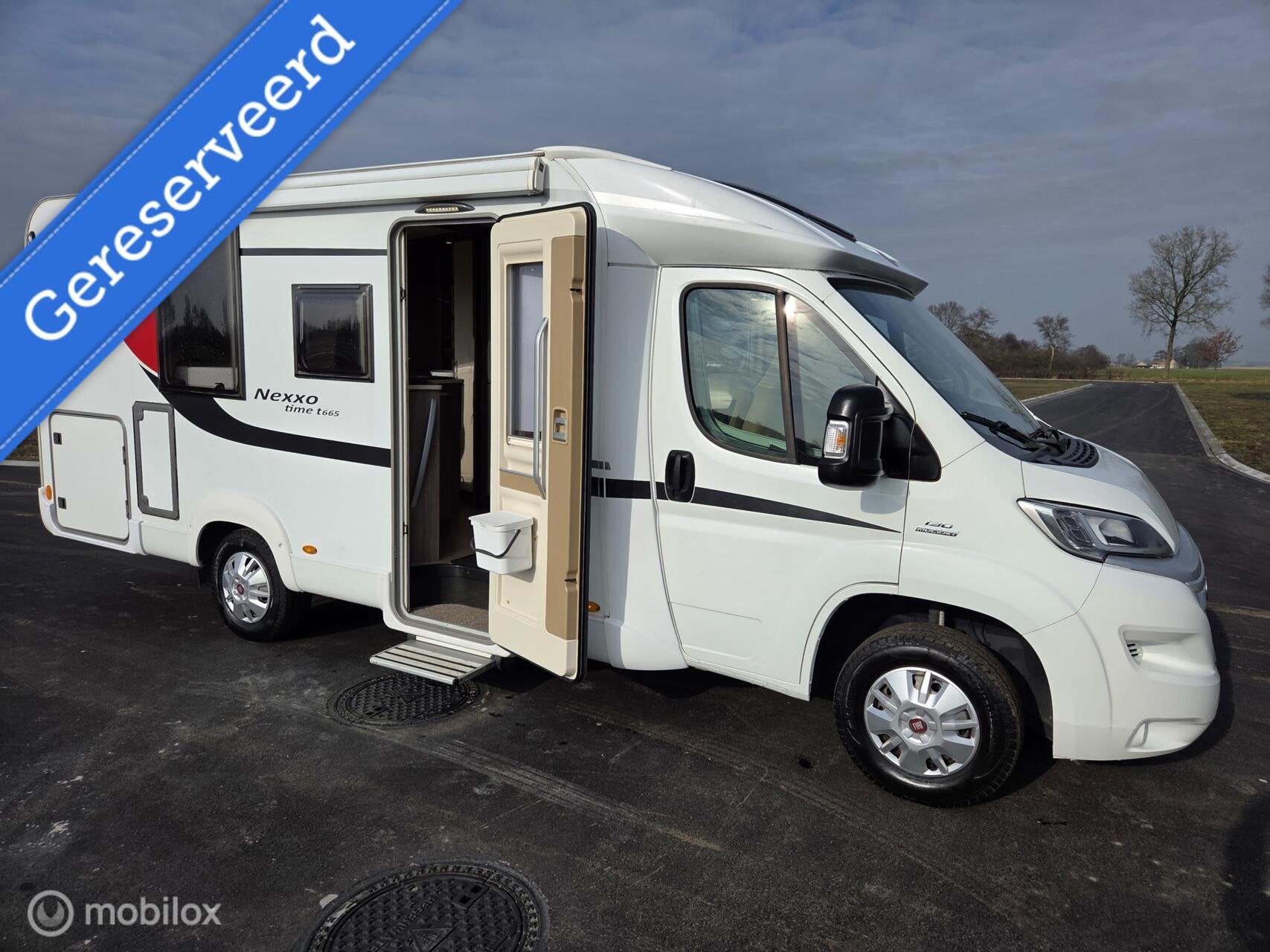 Bürstner Nexxo T665 Queensbed ☆Cruise-131PK-Euro5-Solar, TV, Luifel, 6 tot 7 meter, Bedrijf