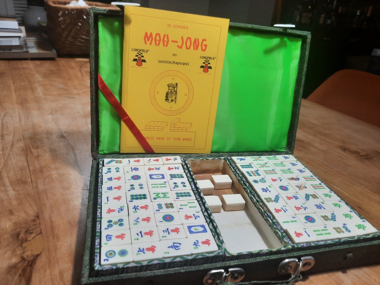 Vintage Mahjong Spel in Koffer - Compleet met Boekje, Ophalen, Gebruikt, Drie of vier spelers, Reisspel