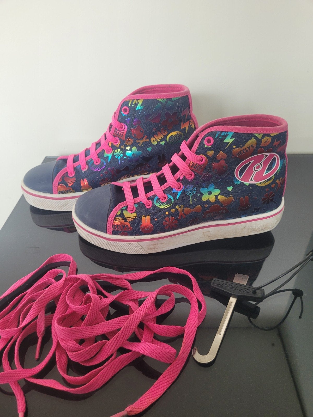 Heelys rolschoenen maat 35 - Kleurrijk en speels, Ophalen of Verzenden, Gebruikt, Kinderen
