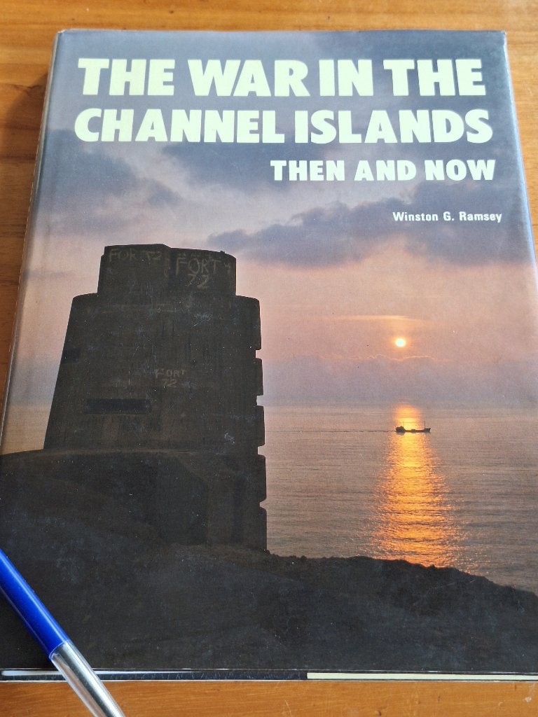 The War in the Channel Islands Then and Now - Winston Ramsey, Tweede Wereldoorlog, Ophalen of Verzenden, Zo goed als nieuw, Winston G. Ramsey