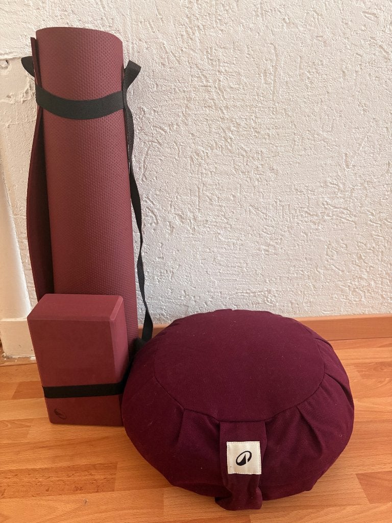 Decathlon Yoga Set - Mat + Pillow + Block, Ophalen, Zo goed als nieuw, Yoga-accessoire
