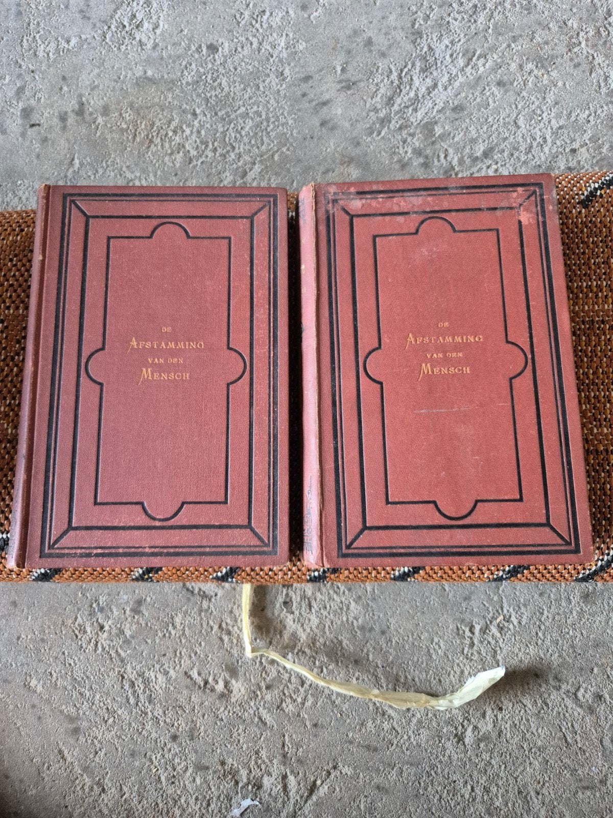 2 delen van de afstamming van den mensch 1e druk, Ophalen of Verzenden, Hartogh Heijs van Zouteveen