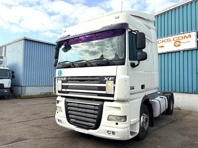 DAF XF 105.460 SPACECAB (EURO 5 / ZF16 MANUAL GEARBOX / ZF-I, Auto's, Euro 5, Achterwielaandrijving, Wit, Bedrijf