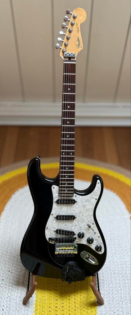 Fender Stratocaster MIJ 1987 zwart met veel extra’s, Ophalen, Gebruikt, Solid body, Fender