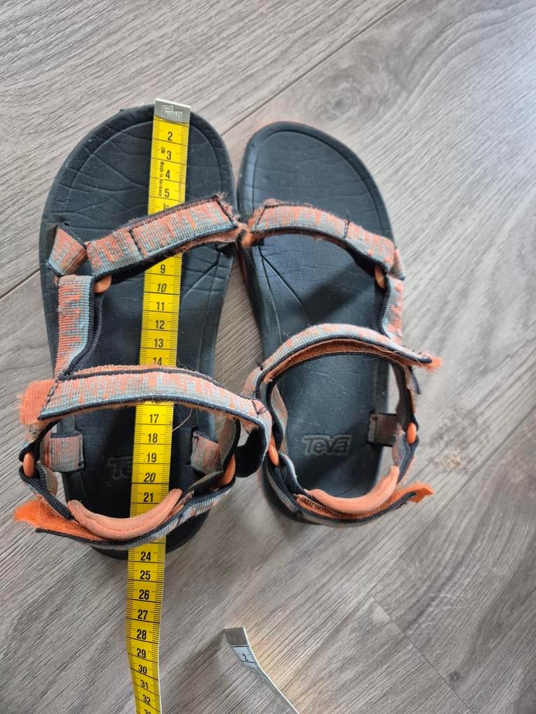 Teva sandalen - Oranje/Grijs - Maat 36 of 37?, Ophalen of Verzenden, Jongen of Meisje