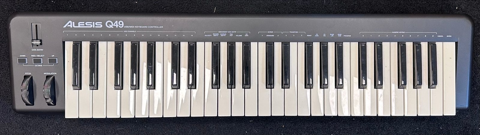 Alesis Q49 MIDI Keyboard Controller - Zo goed als nieuw, Muziek en Instrumenten, Ophalen of Verzenden, Zo goed als nieuw, Aanslaggevoelig