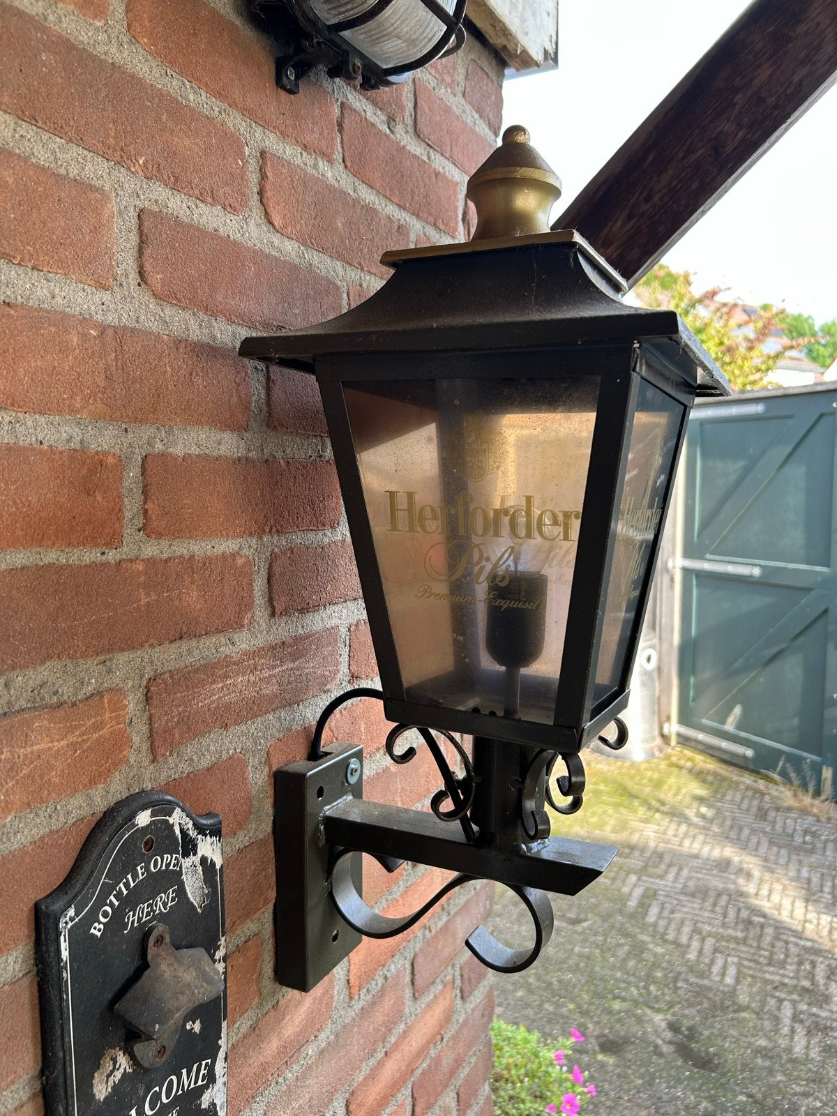 Set van twee Herforder Pils wandlampen, Metaal, Overige merken, Gebruikt, Zwart