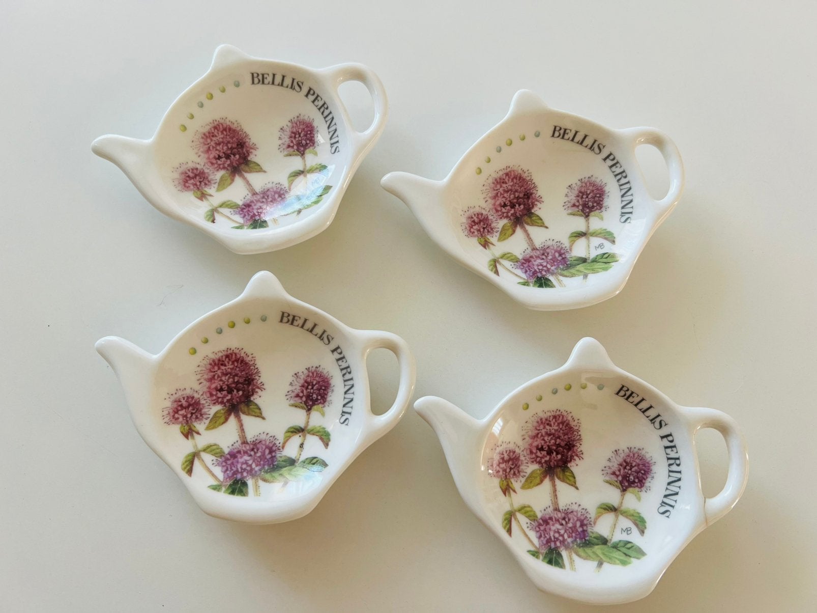 4 onderzetters Wildflowers Marjolein Bastin, Ophalen of Verzenden, Porselein, Overige stijlen