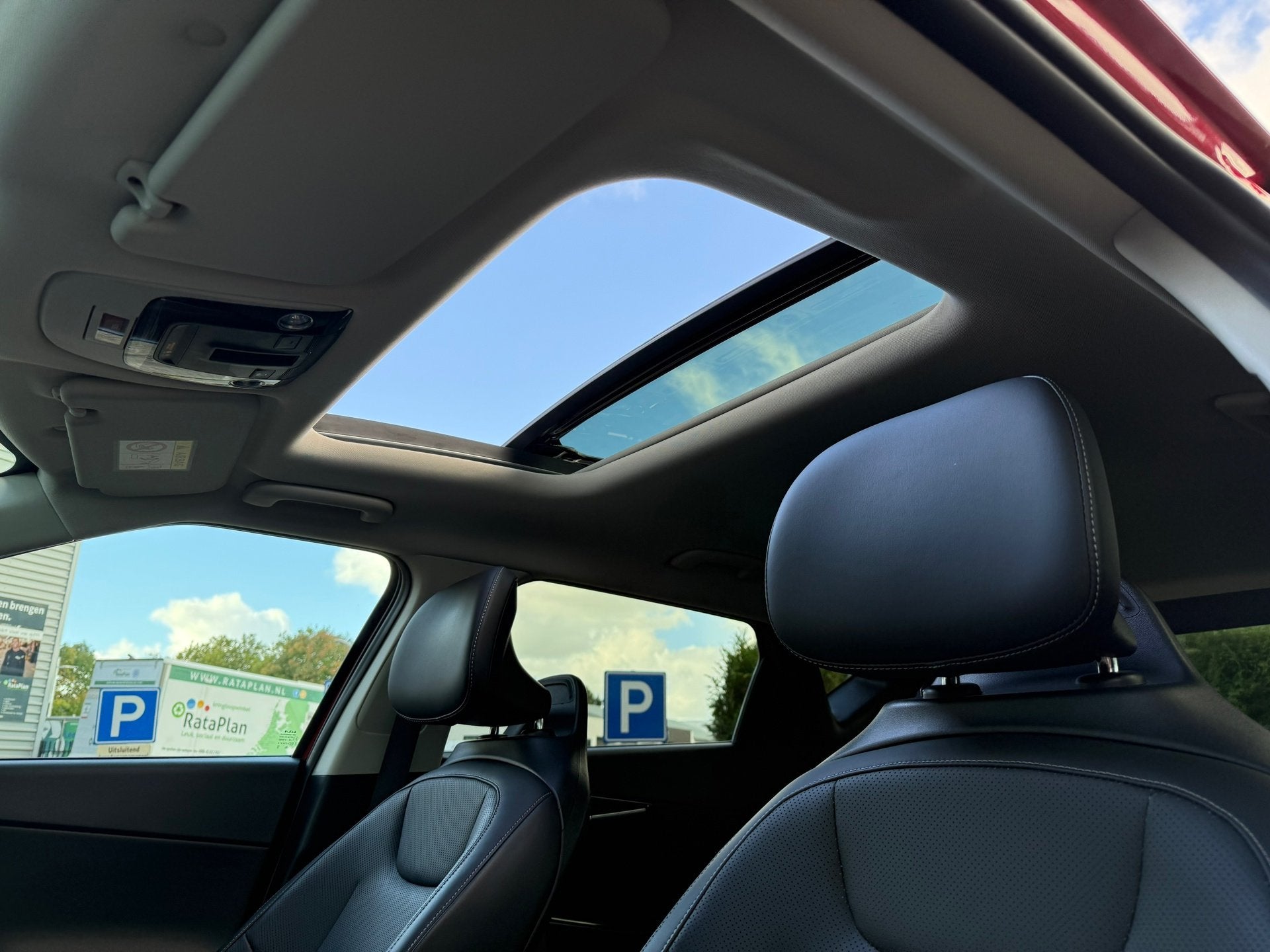 Kia EV6 Plus Advanced 77.4 kWh - Automaat - Navi - Panodak -, Auto's, Automaat, Achterwielaandrijving, Gebruikt, Zwart