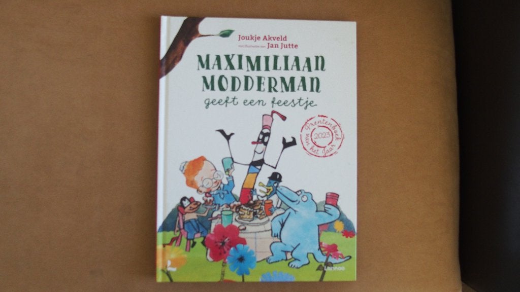 Maximiliaan Modderman geeft een feestje - prentenboek, Fictie algemeen, Nieuw, Ophalen of Verzenden, 4 jaar