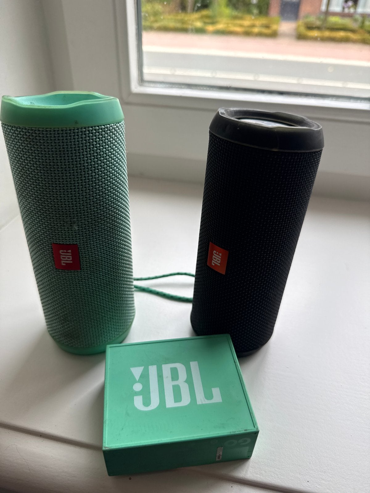 JBL Flip 4 en JBL Go 2 set - Zonder oplaadkabel, Gebruikt, JBL, Ophalen of Verzenden, Draagbare speaker