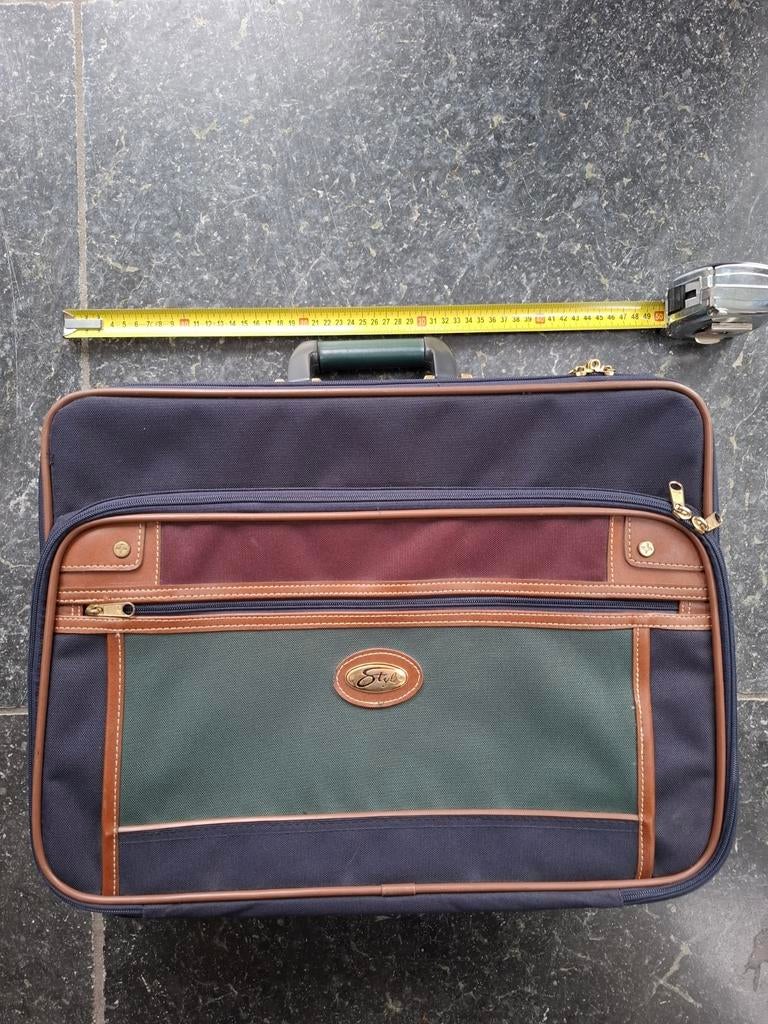 Style kleine reiskoffer, Sieraden, Tassen en Uiterlijk, Koffers, Ophalen of Verzenden, Zo goed als nieuw, Minder dan 50 cm, Minder dan 35 cm