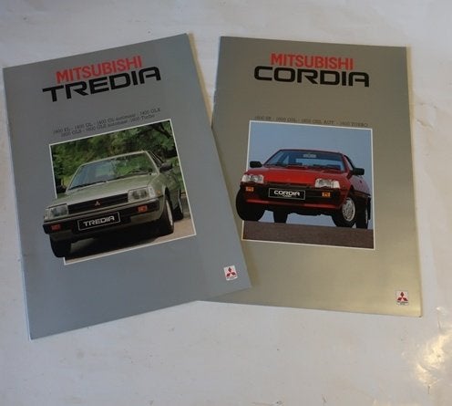 Mitsubishi Cordia Tredia 1983 folders origineel NL tekst SET, Ophalen of Verzenden, Gelezen, Mitsubishi