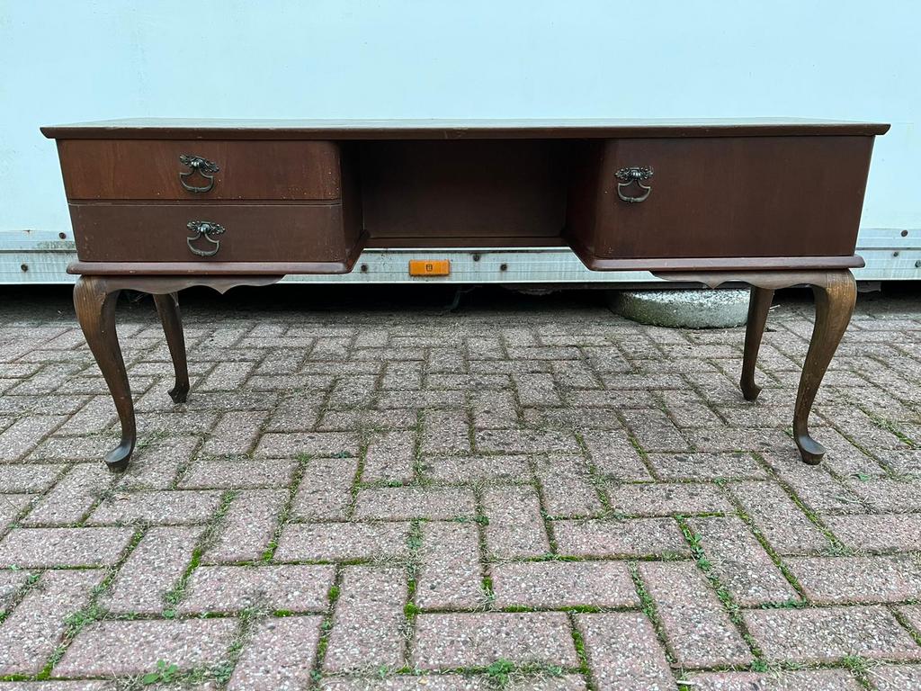 Brocante Queen Anne kastje, Ophalen