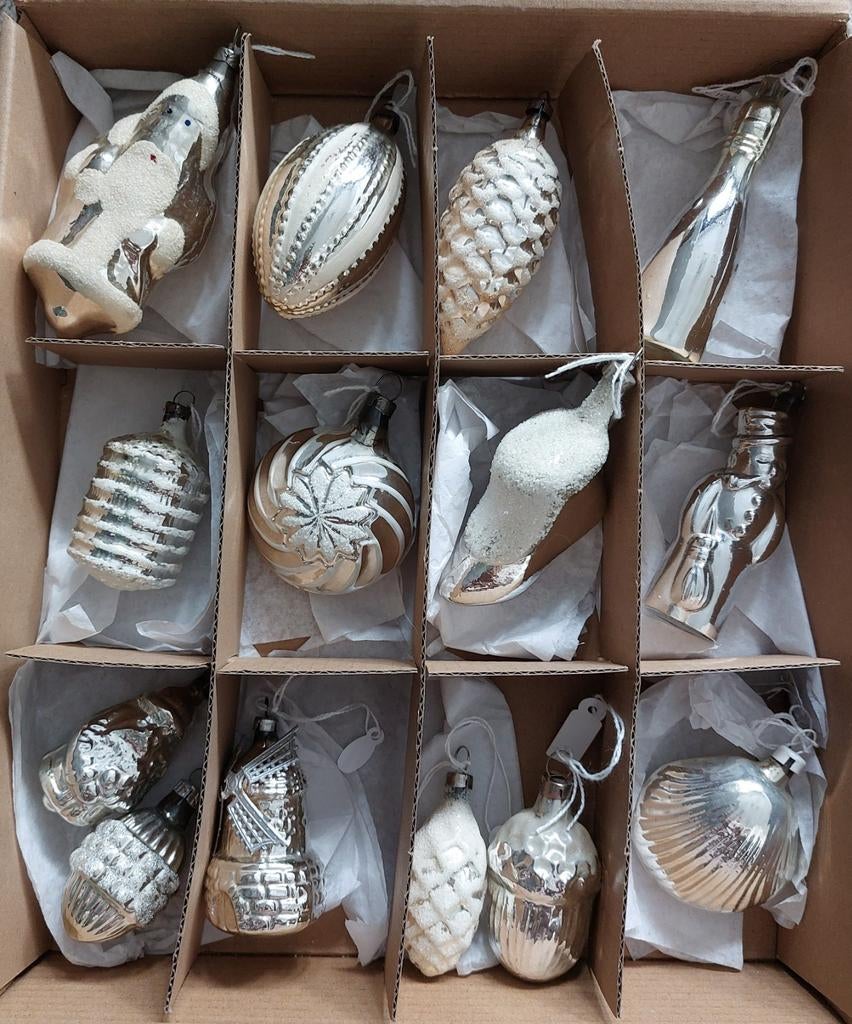 Oude antieke Zilveren kerstballen ook  per stuk te koop, Diversen, Kerst, Ophalen of Verzenden