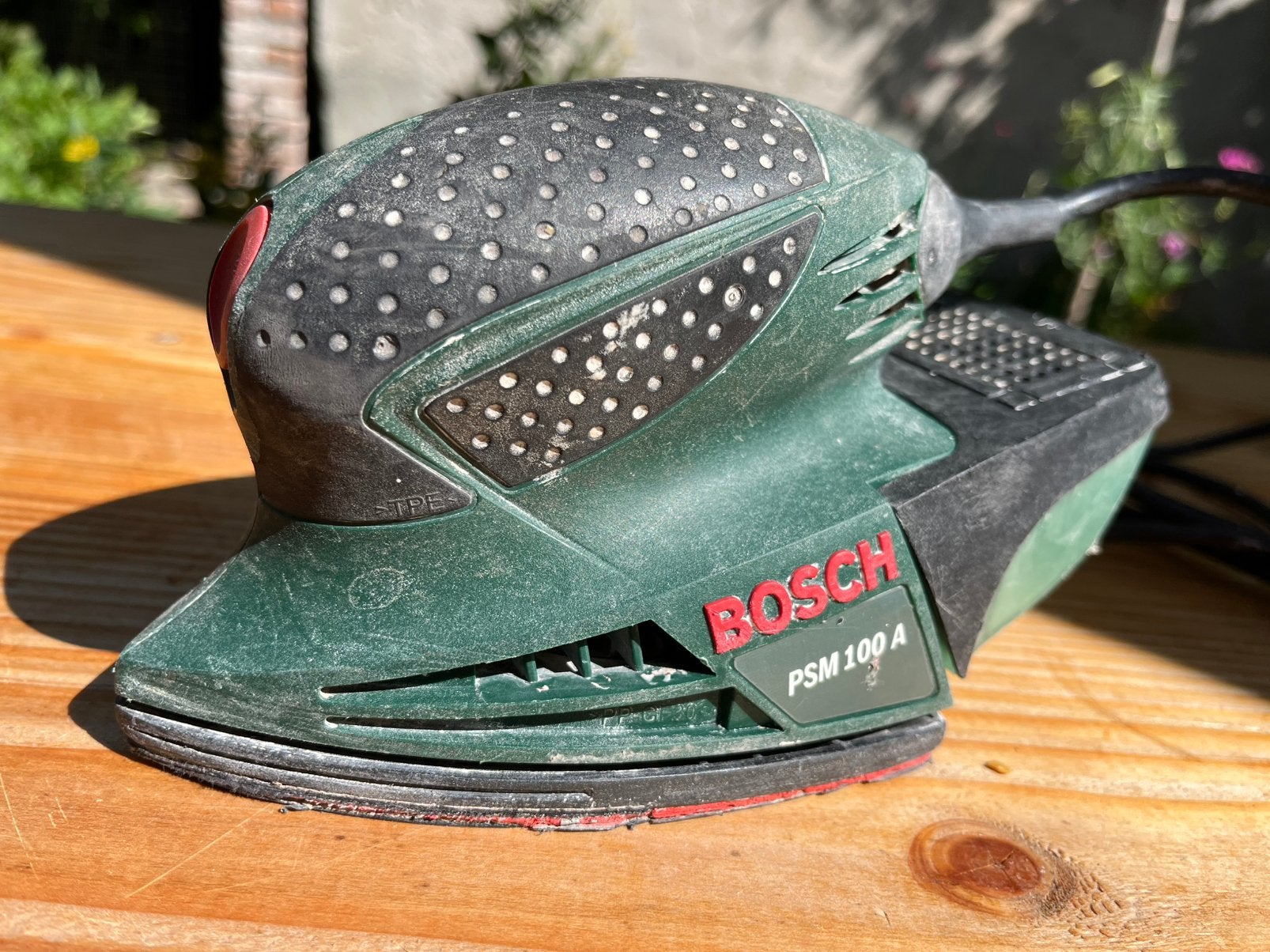 Bosch PSM 100A schuurmachine, Ophalen of Verzenden, Gebruikt, Minder dan 600 watt, Vlakschuurmachine