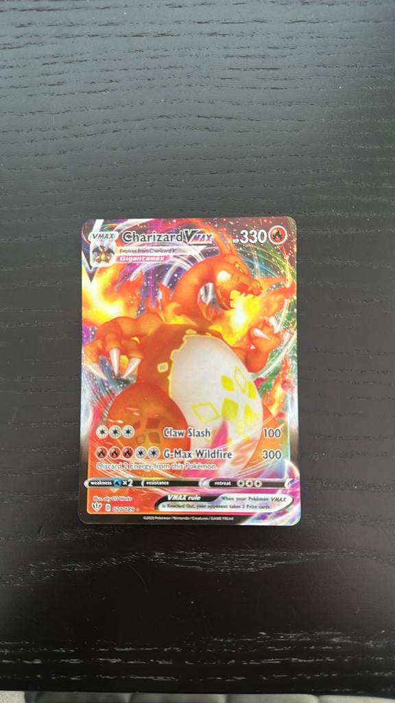 Charizard vmax, Ophalen of Verzenden, Zo goed als nieuw