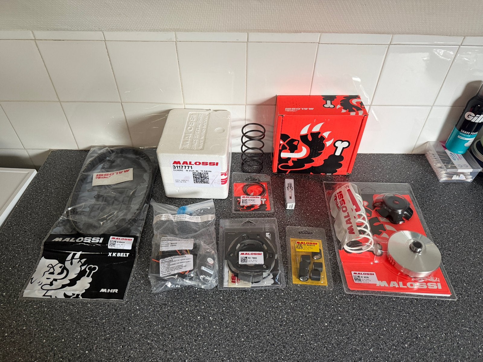 Complete Malossi 80cc Vespa Sprint / Primavera set – NIEUW, Ophalen of Verzenden, Zo goed als nieuw, Auto