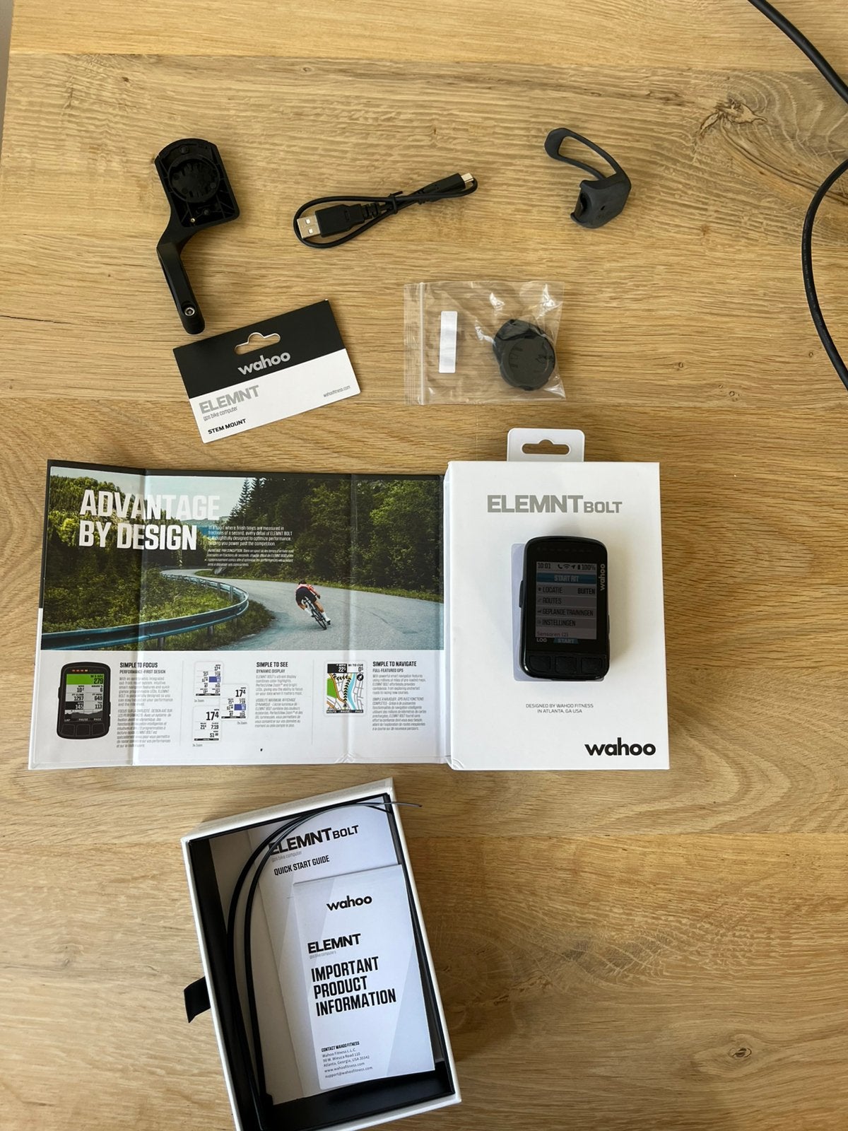Wahoo Elemnt Bolt v2 GPS fietscomputer incl. accessoires zgn, Fietsen en Brommers, Fietsaccessoires | Fietscomputers, Ophalen of Verzenden