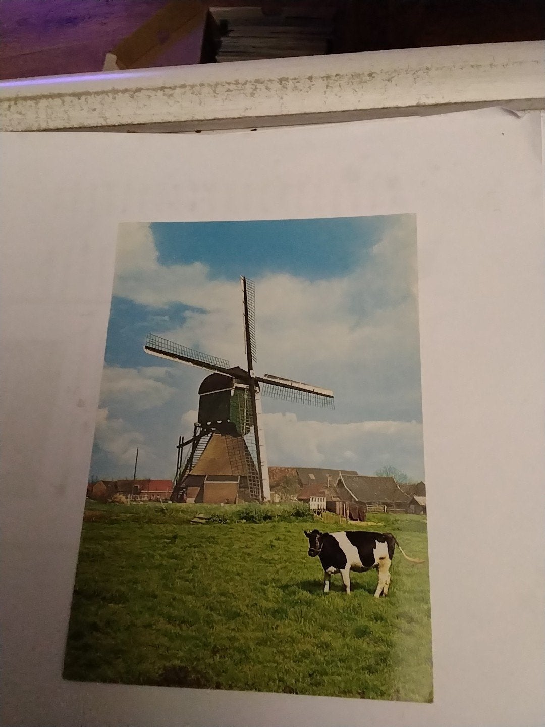 Ansichtkaart Molen Bleskensgraaf met koe, Ophalen of Verzenden, 1980 tot heden, Ongelopen, Zuid-Holland