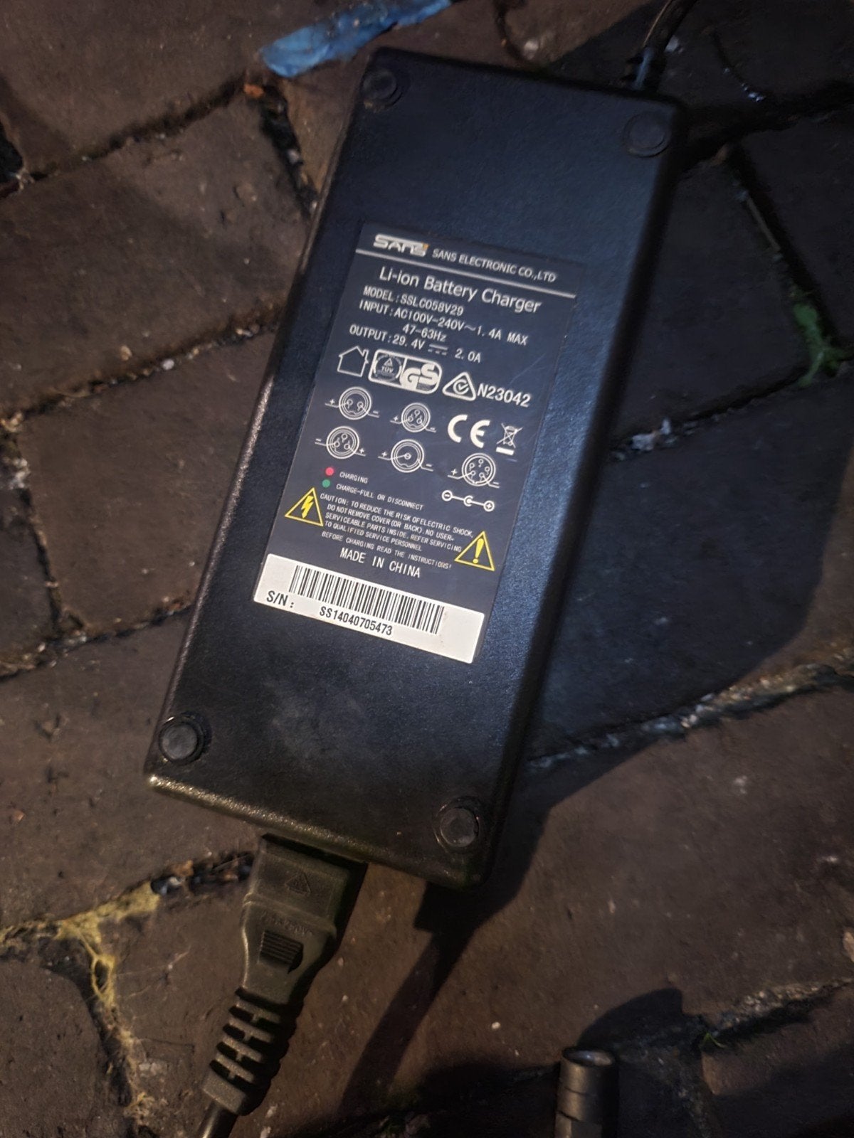 Sans Electronic Li-ion Acculader 30V, Ophalen of Verzenden