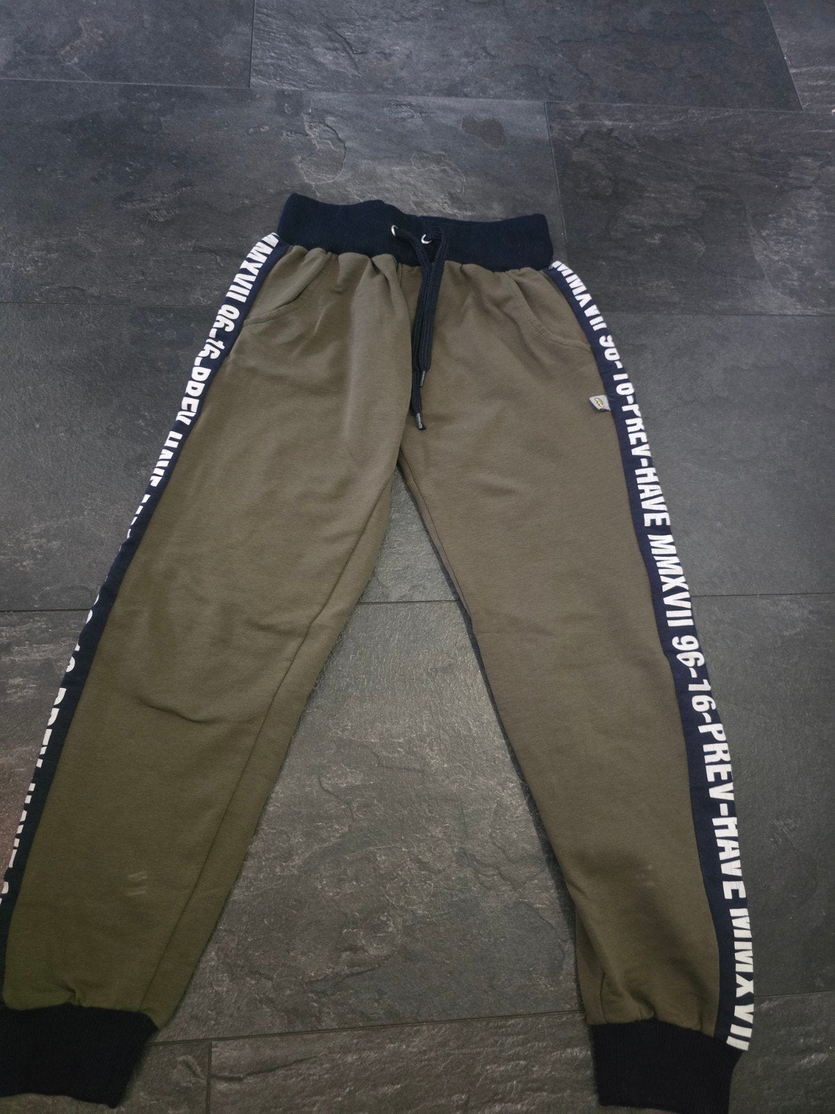 joggingsbroek (maat 134-140), Ophalen of Verzenden, Meisje, Jurk of Rok