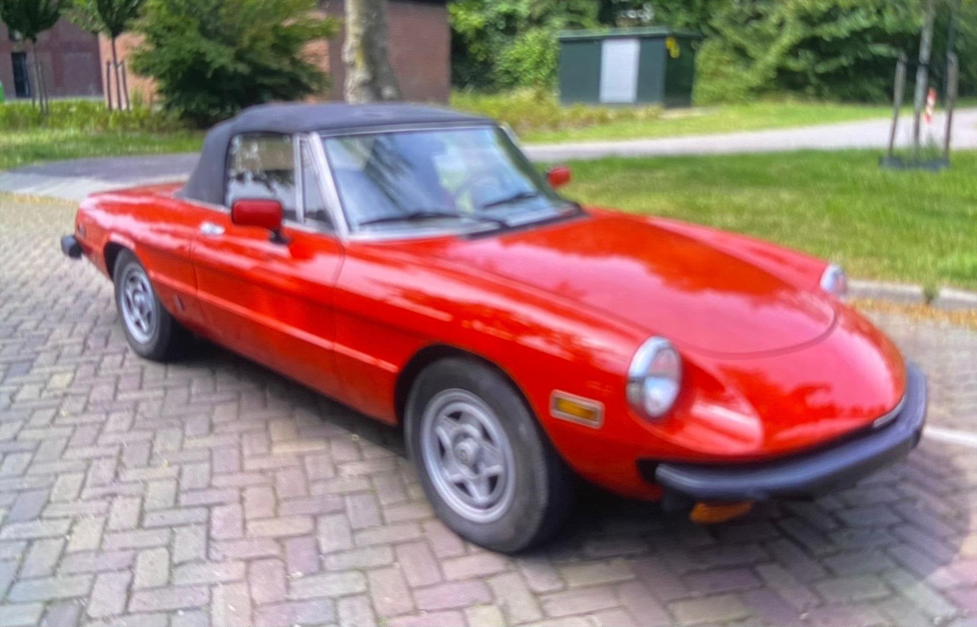 Alfa Romeo Alfa Spider 2.0 KENTEKEN USA TITLE AMERKAANS, Auto's, Gebruikt, Beige, Cabriolet, 4 stoelen