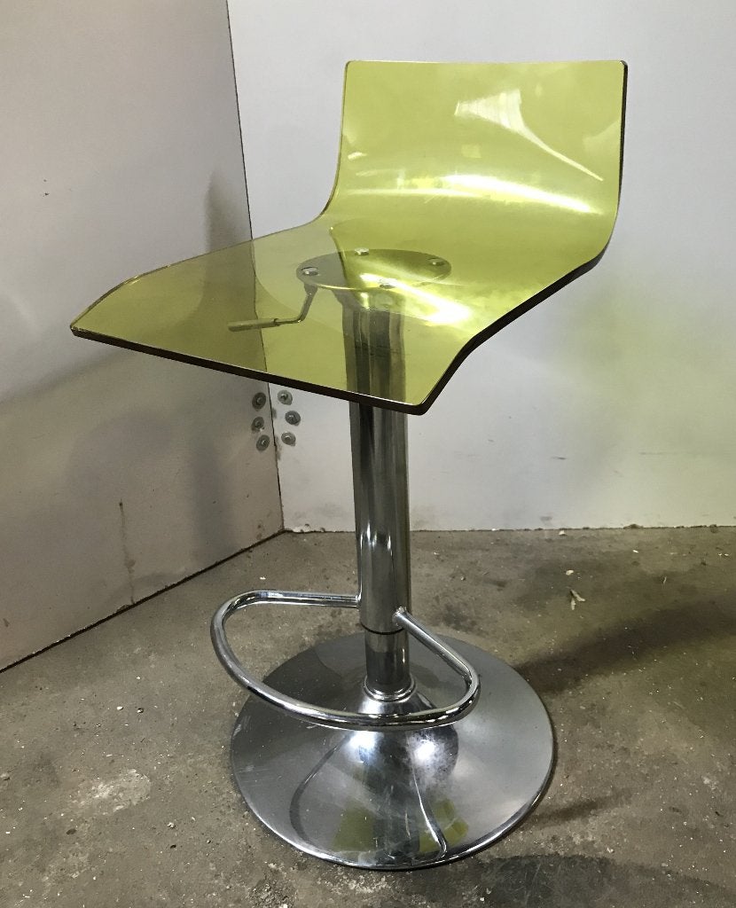 Barkruk, barstoel, kunststof, Ophalen, Gebruikt, 60 tot 90 cm, 1 kruk