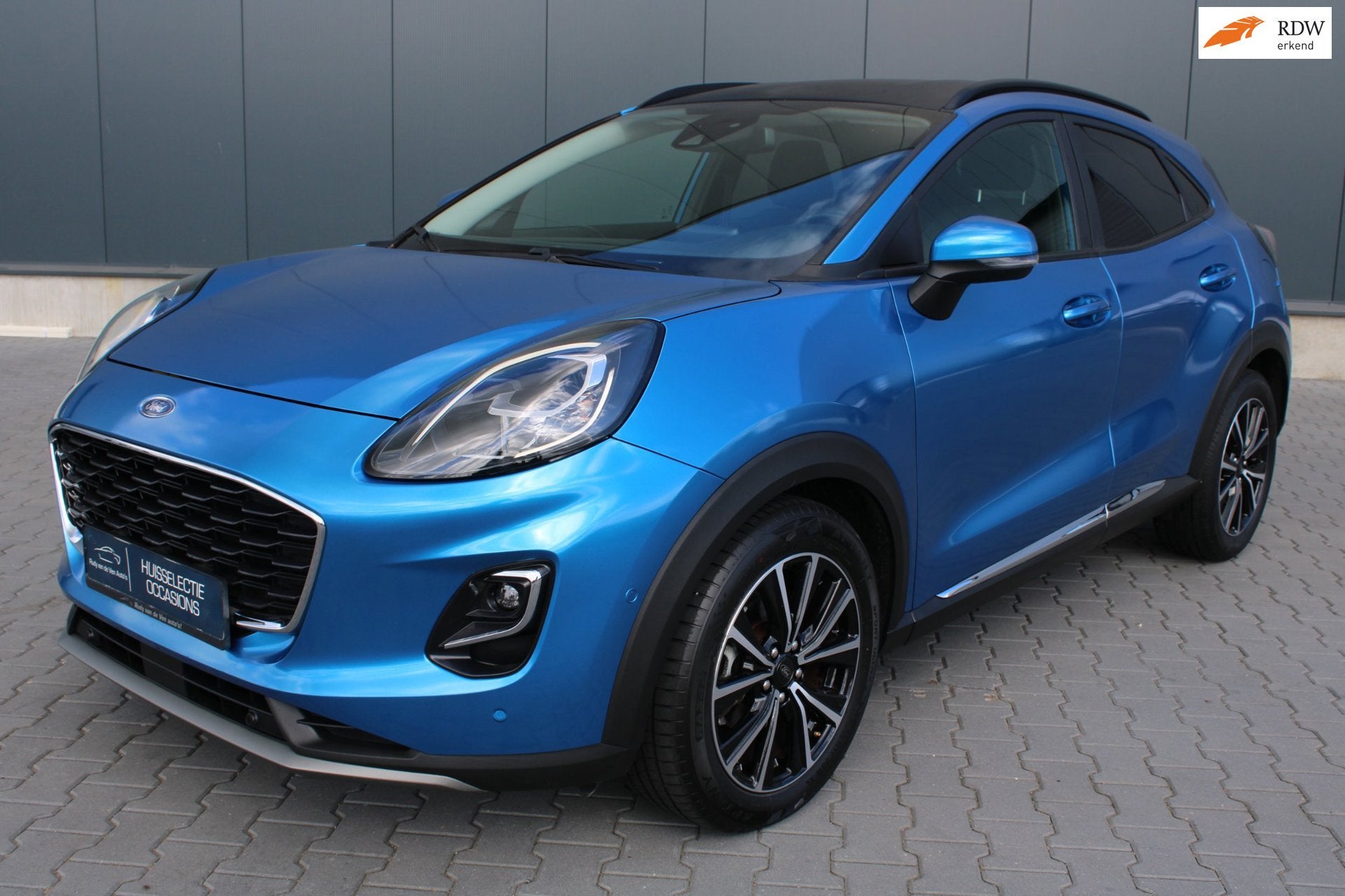 Ford Puma 1.0 EcoBoost Mild-Hybrid Titanium Design, Auto's, Voorwielaandrijving, Dealer onderhouden, Zwart, Blauw