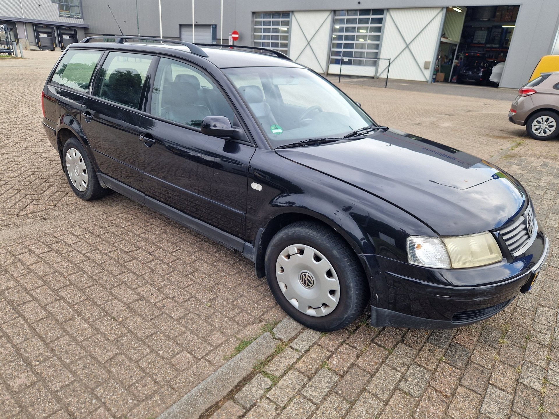 Volkswagen Passat Variant 2.8 V6 4Motion Export!, Auto's, Euro 2, Zwart, Handgeschakeld, Vierwielaandrijving