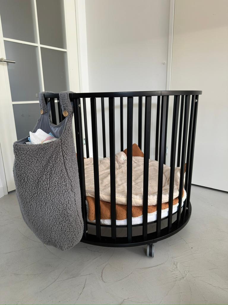 Zwarte ronde box met Jollein kussen, boxkleed en matrassen, Kinderen en Baby's, Boxen, Ophalen, Zo goed als nieuw, Rond, In hoogte verstelbaar