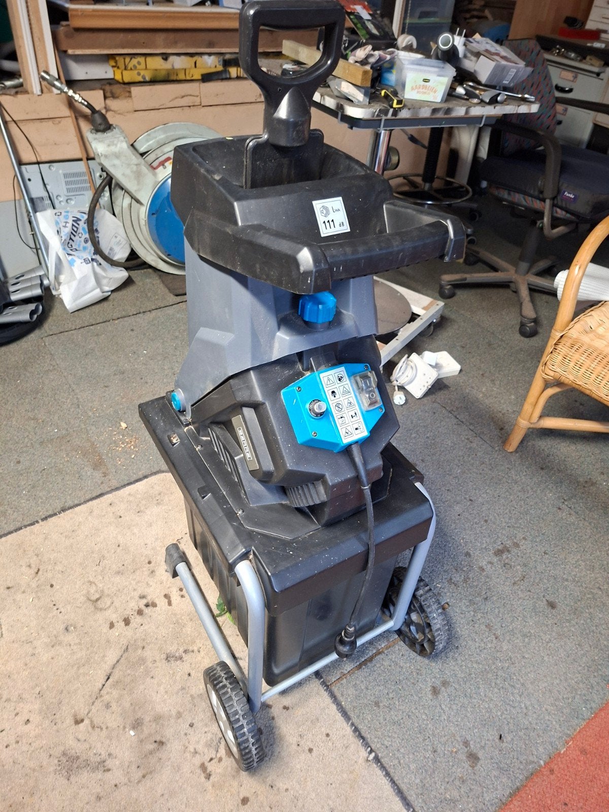 Gamma H-2500K Elektrische Hakselaar met Opvangbak, Ophalen