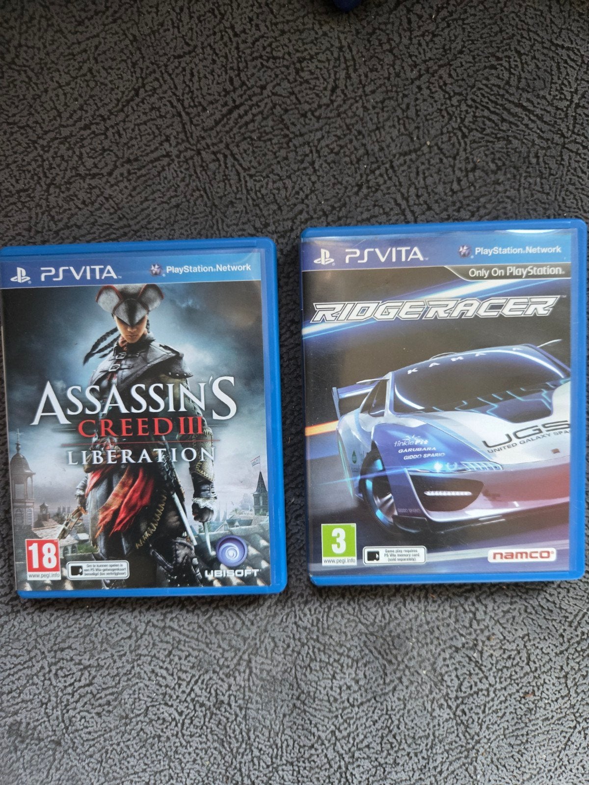 PS Vita Games Duo: Ridge Racer + Assassin's Creed III Libera, Spelcomputers en Games, Ophalen, Online, Racen en Vliegen, Zo goed als nieuw