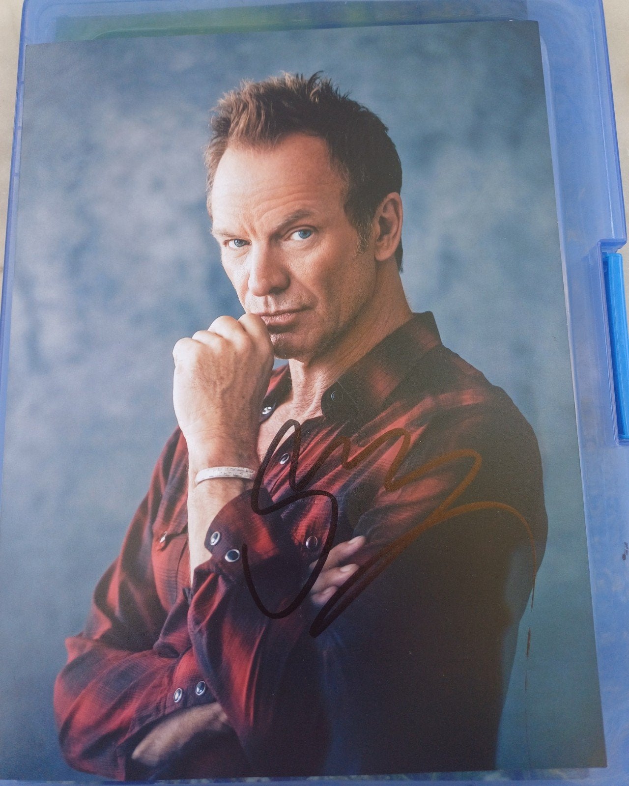 Sting handtekening gesigneerde foto 30x20cm, Verzamelen, Ophalen of Verzenden, Zo goed als nieuw, Foto of Kaart