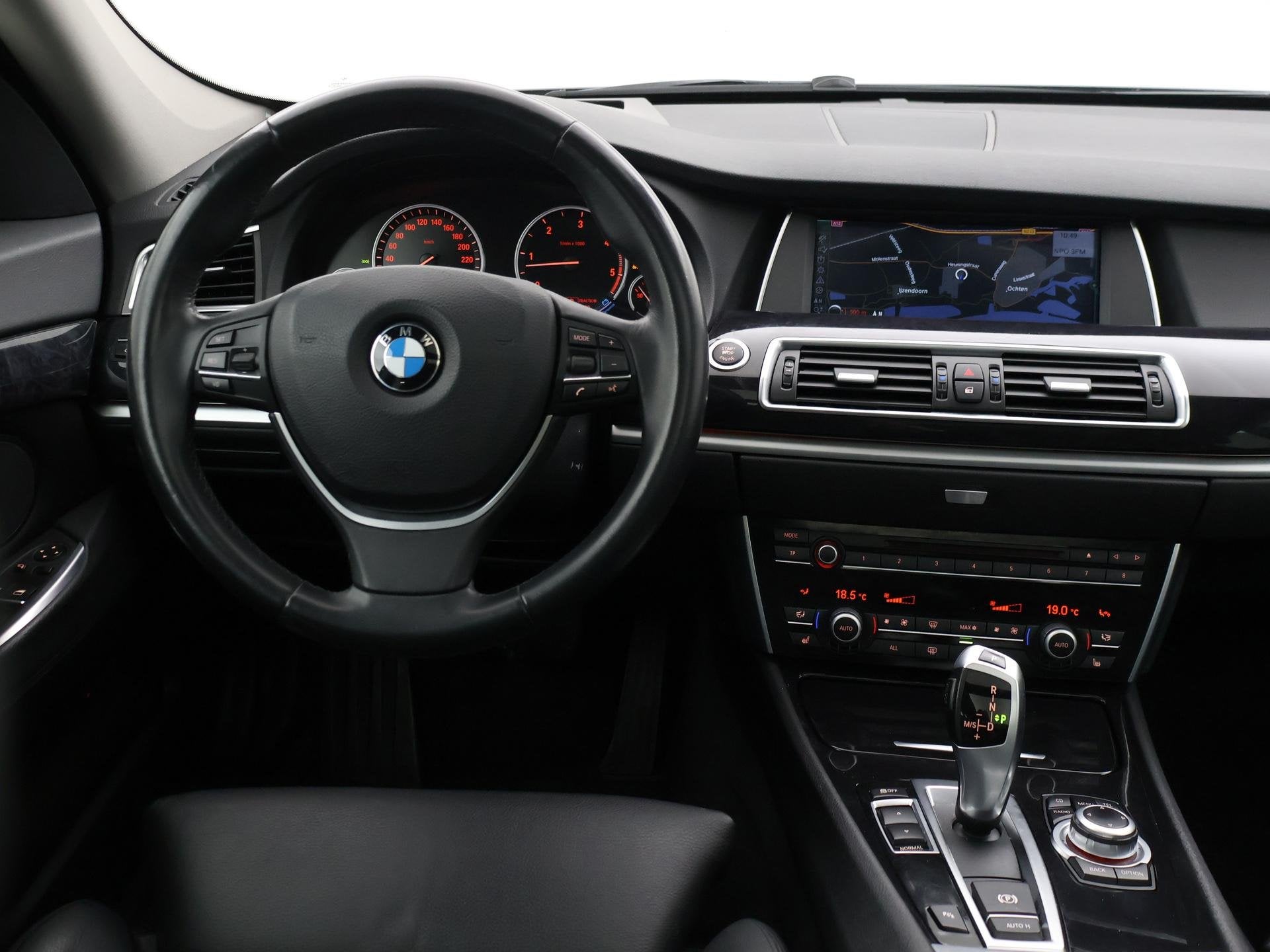 BMW 5-serie Gran Turismo 530d 245 PK AUT. HIGH EXECUTIVE + P, Auto's, BMW, Automaat, Euro 5, Gebruikt, Zwart