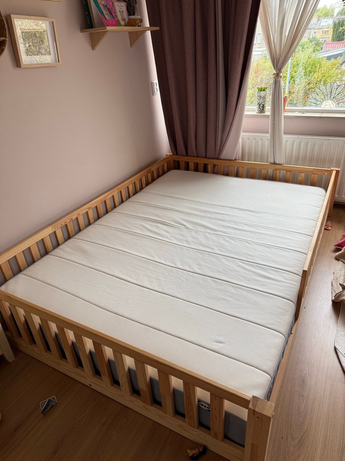 Vloerbed Ted 140x200 Petit Puk met IKEA matras, Ophalen, Gebruikt, Overige kleuren, Tweepersoons