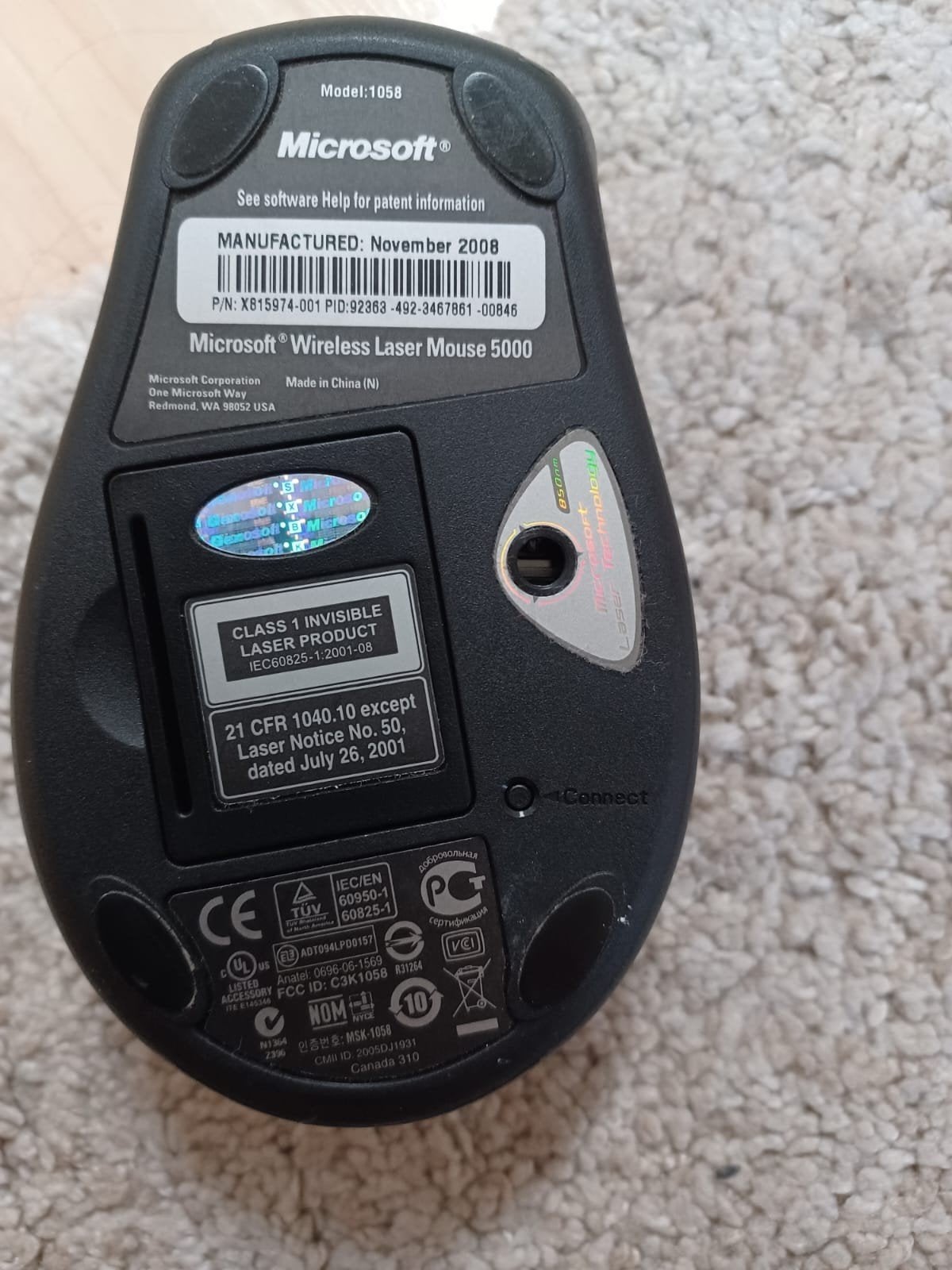 Microsoft Wireless Laser Muis 5000 - Model 1058, Rechtshandig, Muis, Ophalen of Verzenden, Zo goed als nieuw
