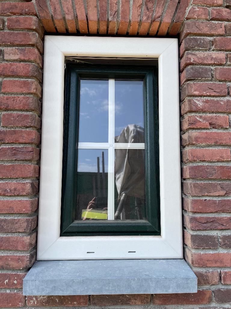 KUNSTSTOF KOZIJNEN VOORZIEN VAN AANSLAG IN VELE KLEUREN, Kunststof, Nieuw, Ophalen of Verzenden, Inclusief glas