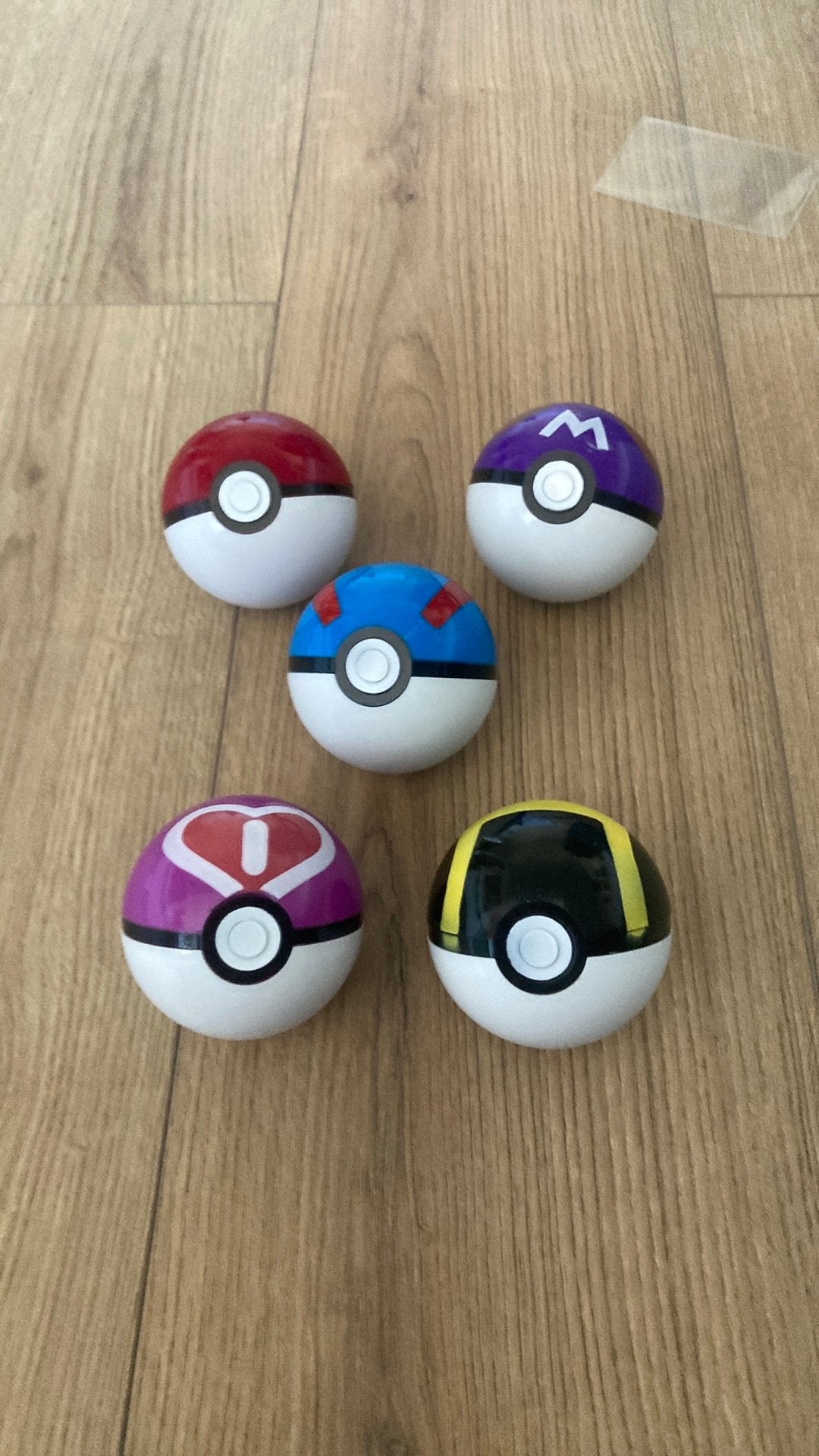 Pokemonballen, Ophalen, Zo goed als nieuw