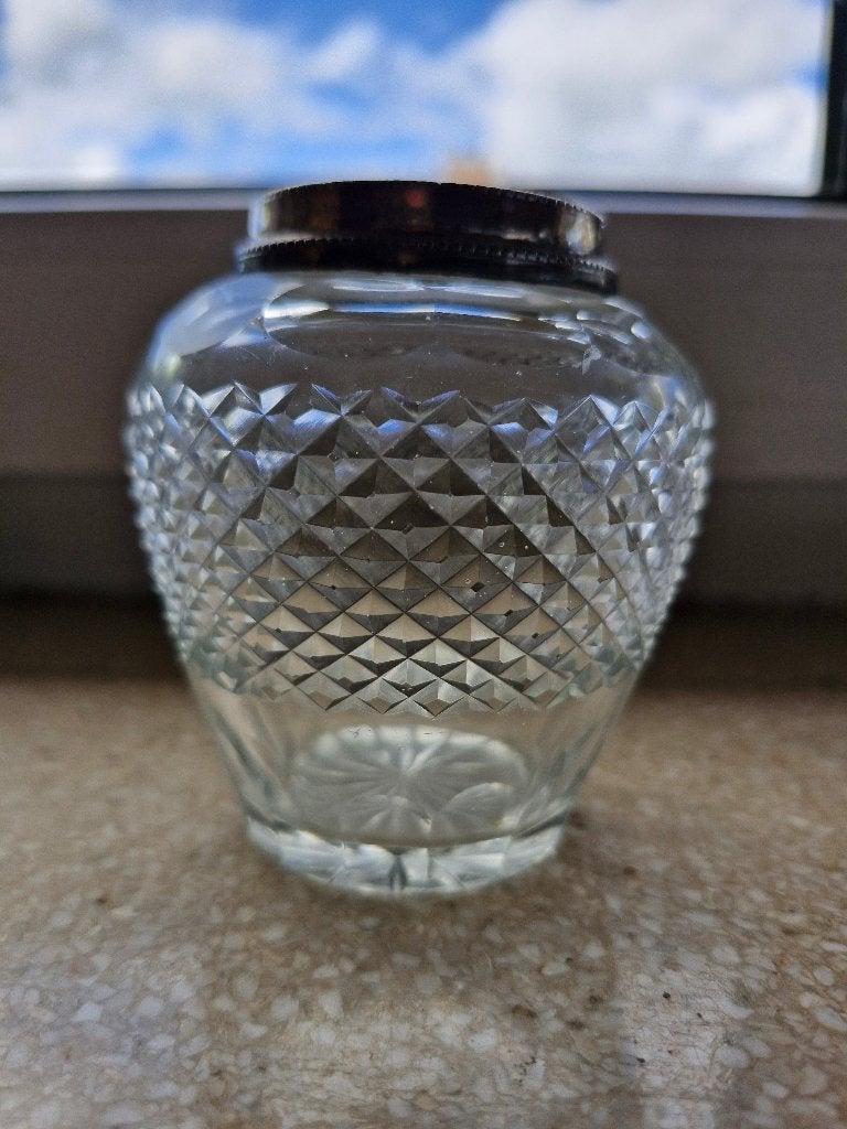 antiek lepelvaasje, Ophalen of Verzenden