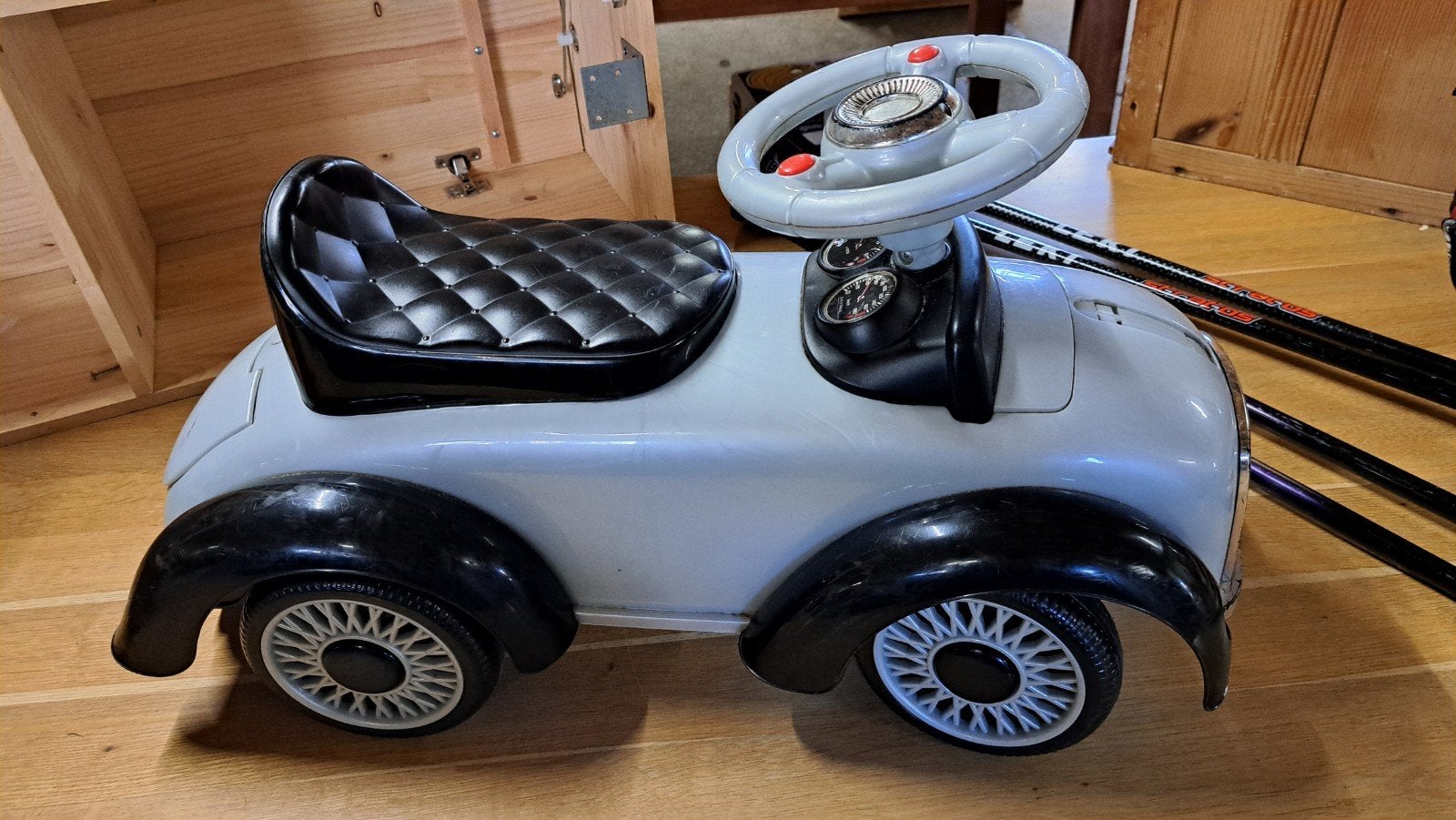 Kinder loopauto in retrostijl, Ophalen, Gebruikt