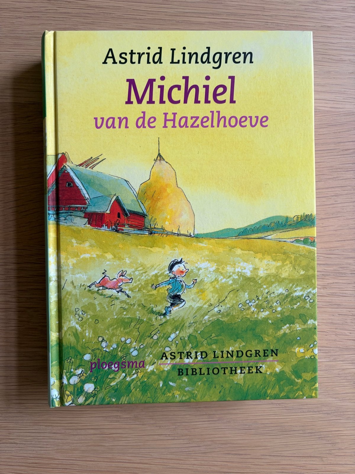 Michiel van de Hazelhoeve - Astrid Lindgren, Ophalen of Verzenden, Zo goed als nieuw, Sprookjes